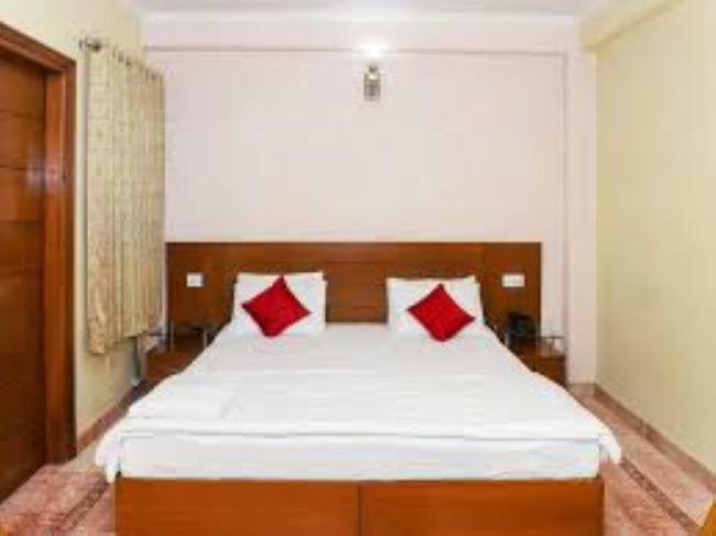 Indira International Inn Нью-Дели Экстерьер фото