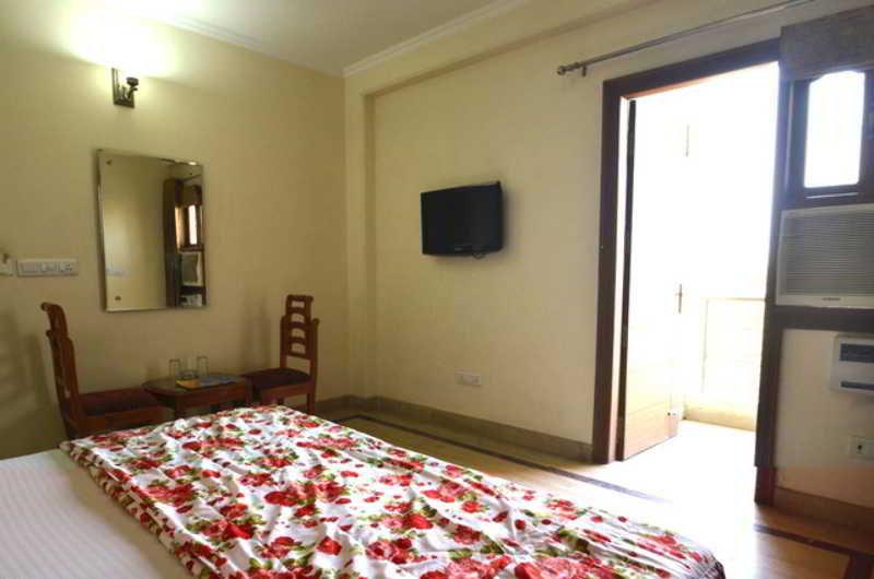 Indira International Inn Нью-Дели Экстерьер фото