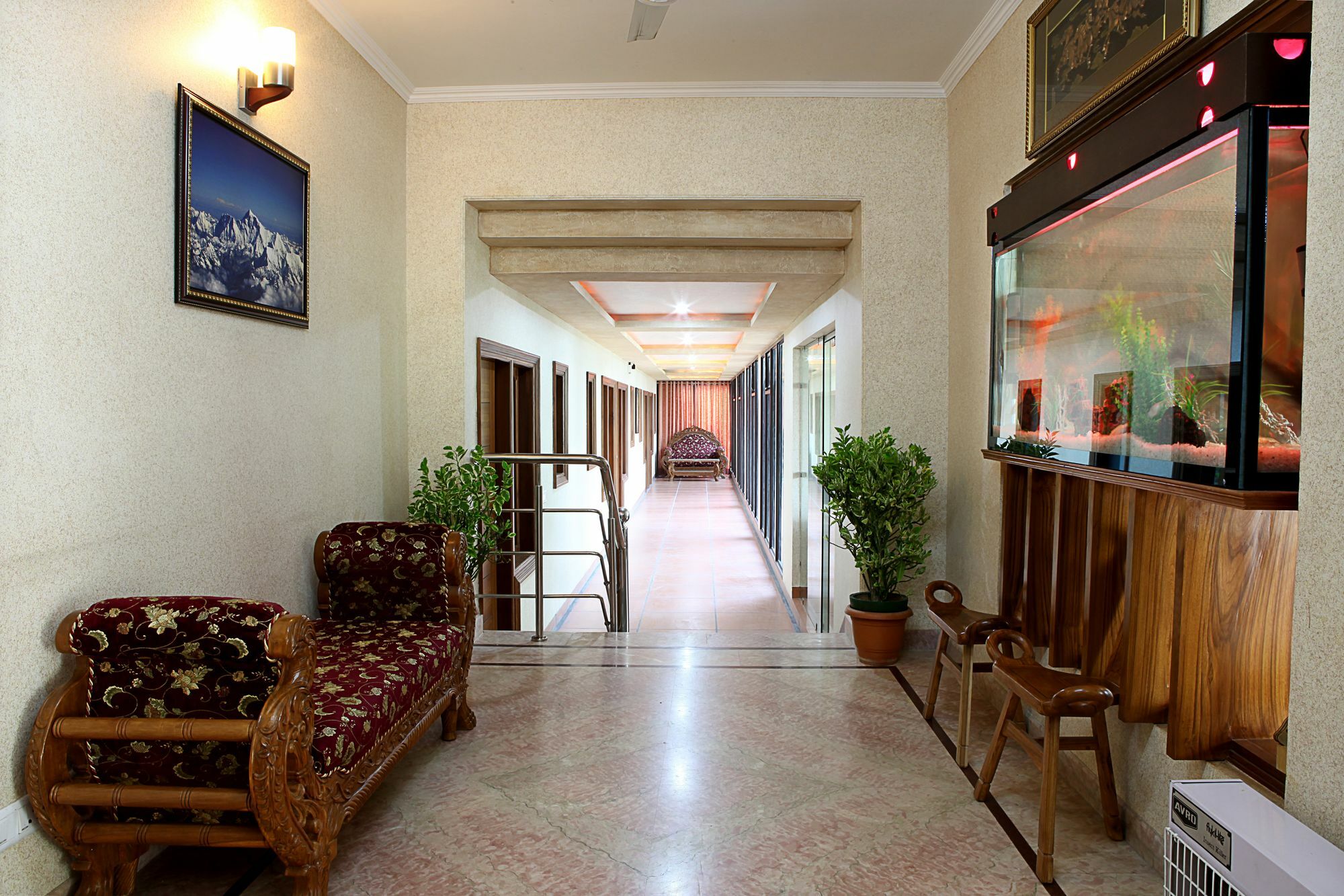 Indira International Inn Нью-Дели Экстерьер фото